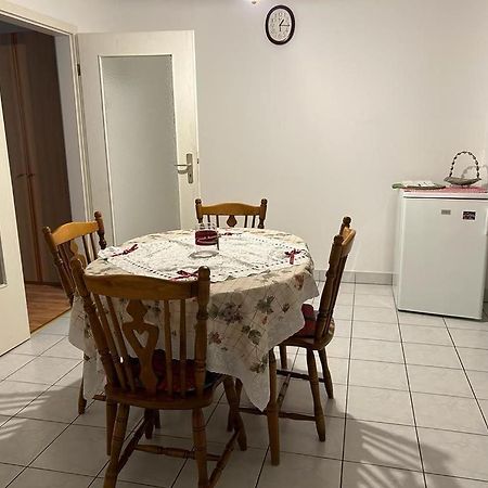 Rehab Apartment Heviz Bagian luar foto